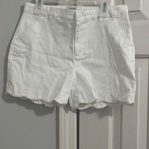 Crown and ivy white shorts KIDS 16